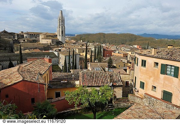 Overview of Girona seen from the ramparts  Catalonia  Spain  Europe.