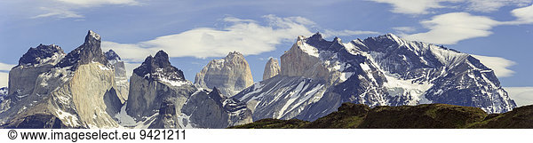 Paine Grande und Torres del Paine Torres del Paine Nationalpark Región de Magallanes y de la Antártica Chilena Chile