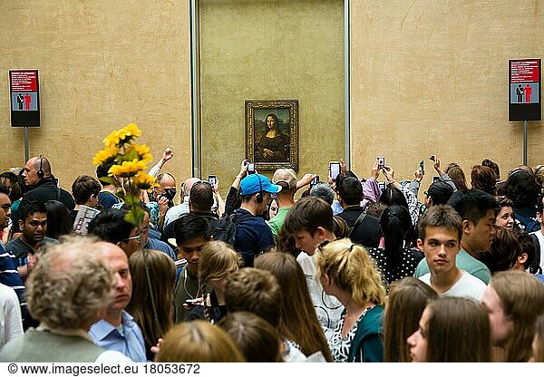 Painting Mona Lisa by Leonardo Da Vinci  Louvre museum  Paris  France  Europe