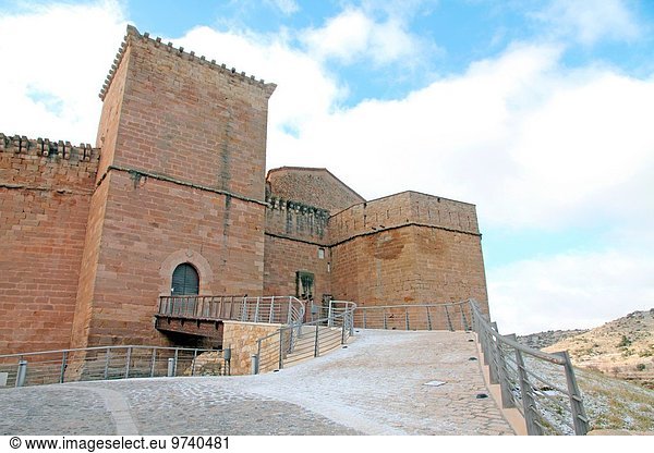 Palast Schloß Schlösser Dorf Aragonien Spanien