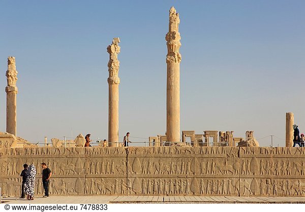 Palast  Schloß  Schlösser  groß  großes  großer  große  großen  Iran  Persepolis