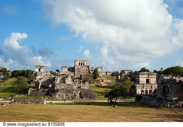 Palast Schloß Schlösser Hintergrund Mexiko Gott links Riviera Maya Halbinsel Yucatan
