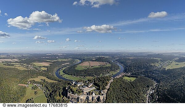 Panorama  Weitwinkel  Drohnenaufnahme  Drohnenfoto  Blick über Festung Königstein  Elbe  Flussschleife  Wälder  Berge  Sächsischen Schweiz  Sachsen  Deutschland  Europa