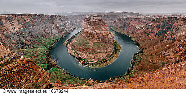 Panoramic view of Horseshoe Bend on a rainy day