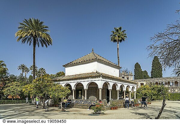 Pavillon von Charles V  Gartenanlagen des Königspalast Alcázar  Sevilla Andalusien  Spanien  Europa