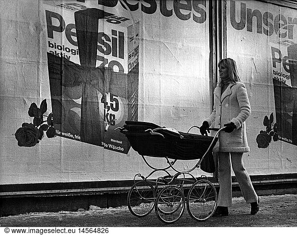 people  child / children  prams / barrows  mother with pram  1970s