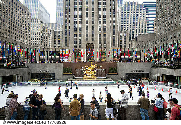People Ice Skating In The Rockefeller Center Ice Rink  Midtown Manhattan  New York  Usa