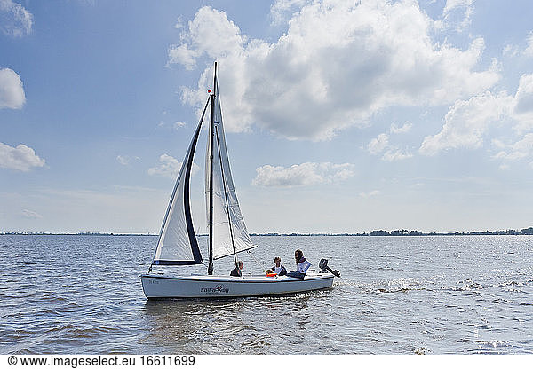 People sailing at Sneekermeer in spring