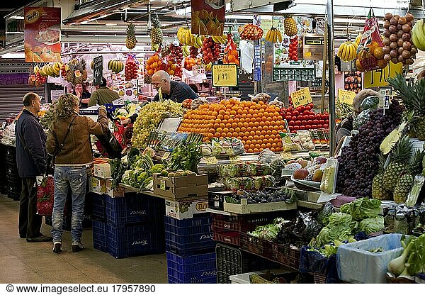People shopping in market near La Rambla in Barcelona  Barcelona  Spain  Europe