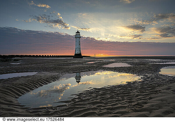 Perch Rock Lighthouse at sunset  New Brighton  Cheshire  England  United Kingdom  Europe