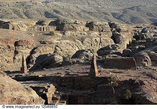 Petra (griechisch für Fels) war die wichtigste Stadt der Nabatäer und erlebte ihre Blütezeit unter den Seleukiden und später den Römern.