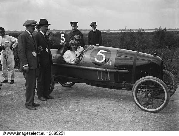 Peugeot von Percy Topping beim JCC 200-Meilen-Rennen  Brooklands  Surrey  1921. Künstler: Bill Brunell.