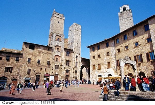 Piazza della Cisterna. San Gimignano. Toskana. Italien