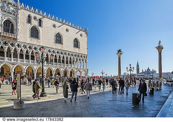 Piazzetta mit Dogenpalast und Insel San Giorgio  Venedig  Venetien  Adria  Norditalien  Italien  Europa