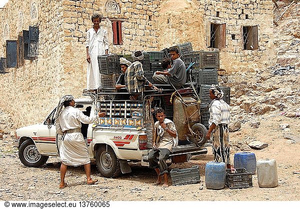 Pick-up-LKW  Al Mahwit  Jemen.