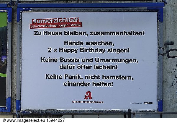 Plakat mit Schutzmaßnahmen gegen Coronavirus  Coronakrise  München  Bayern  Deutschland  Mnchen  Bayern  Deutschland  Europa