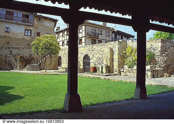 Plaza de los Granos. Frias  Provinz Burgos  Kastilien-León  Spanien.