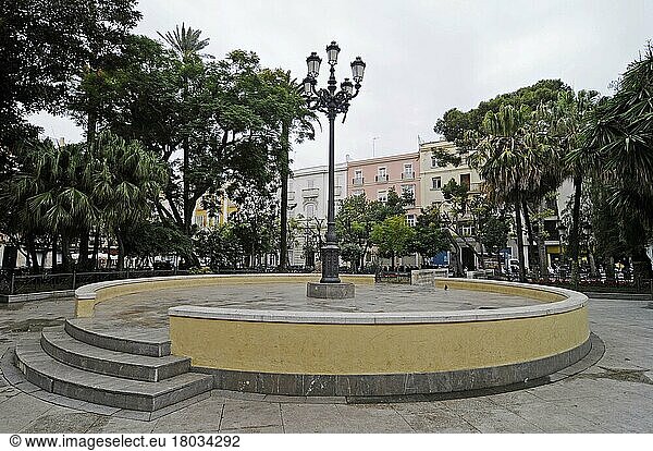 Plaza de Mina  Platz  Cádiz  Provinz Cádiz  Costa del Luz  Andalusien  Spanien  Europa