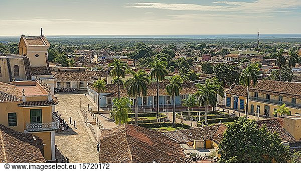 Plaza Mayor Panoramablick vom Kirchturm  Trinidad  Kuba  Mittelamerika