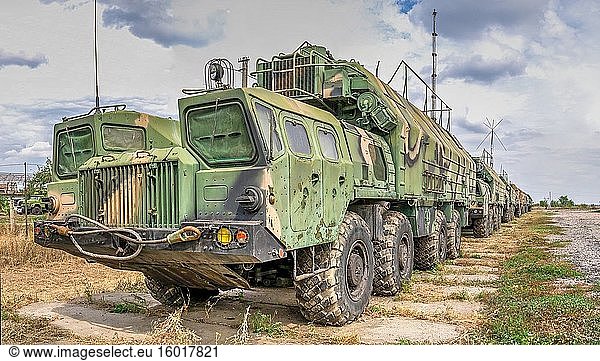 Pobugskoe  Ukraine 09. 14. 2019. Alte militärische Ausrüstung im Museum der sowjetischen strategischen Nuklearstreitkräfte  Ukraine  an einem sonnigen Tag.
