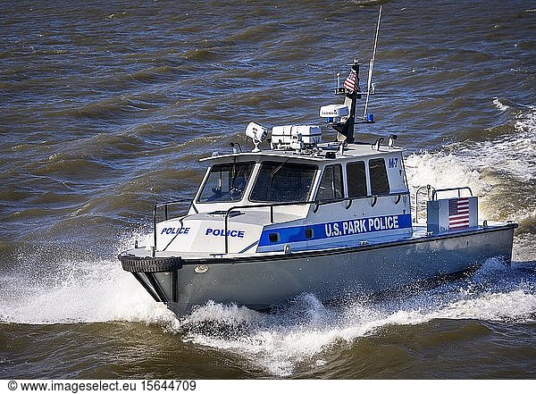 Police Boat on the Hudson River  Police  U.S. Park Police  New York City  New York  USA  North America