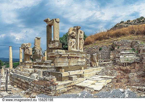 Polyphem-Statuen im antiken Ephesus  Türkei