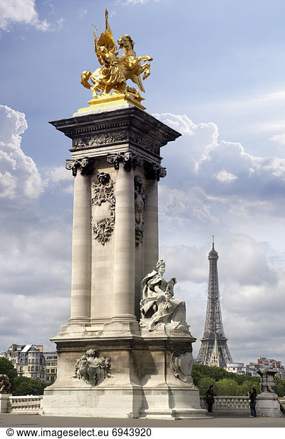 Pont Alexandre III  Paris  Frankreich