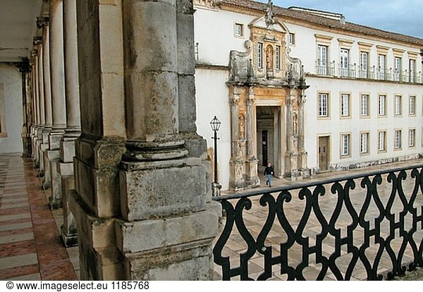 Porta Férrea  Universität Coimbra. Coimbra. Beira Litoral  Portugal