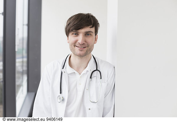 Portrait Arzt lächelnd
