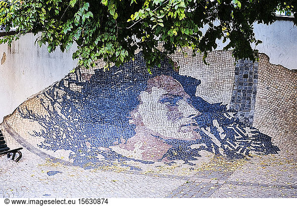 Portugal  Lissabon  Alfama  Mosaik mit Fado-Sängerin Amalia Rodrigues