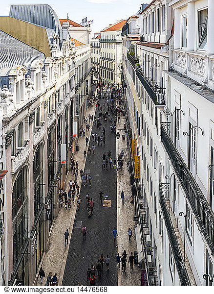 Portugal  Lissabon  Chiado  Stadtbild mit Pedonalstraße