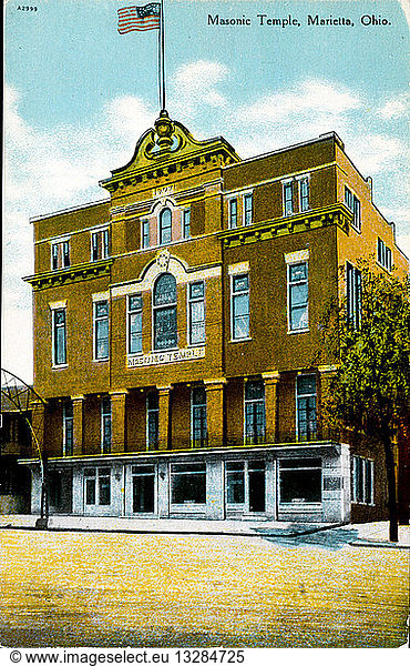 Postcard (1920) showing the Masonic Temple in Marietta Ohio