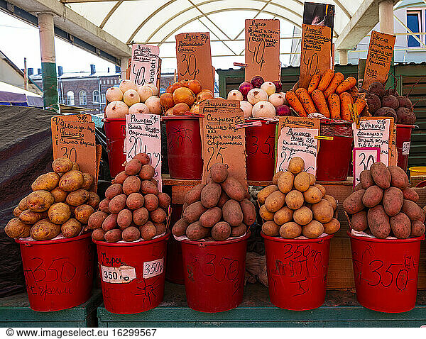 Potatoes sold on market
