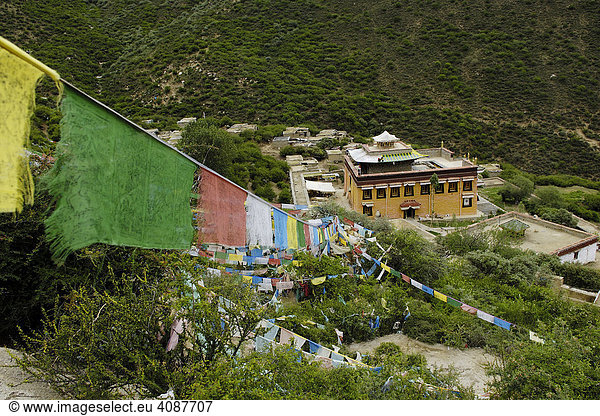 Prayer flags  nunnery Sangngag Simkyil near Tsethang close to Lhasa  Tibet  Asia