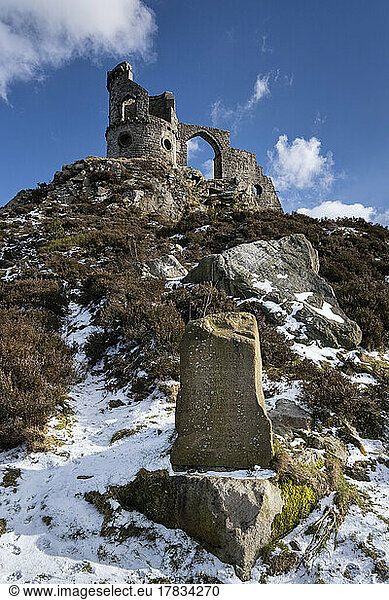 Primitive Methodist Movement monument stone and Mow Cop Castle in winter  Mow Cop  Cheshire  England  United Kingdom  Europe