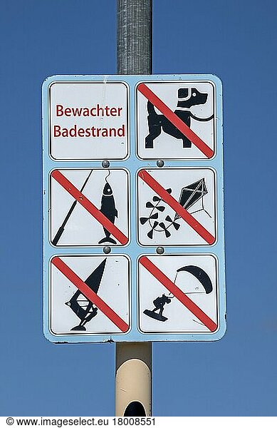 Prohibition sign on the beach  Puttgarden  Fehmarn Island  Schleswig-Holstein  Germany  Europe