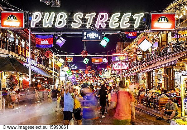 Pub Street bei Nacht  Siem Reap  Kambodscha.