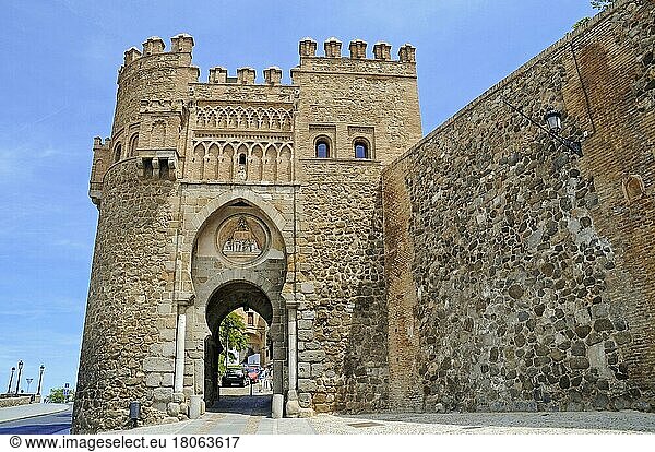 Puerta del Sol  Castilla-La  Stadttor  Toledo  Kastilien-La Mancha  Spanien  Europa