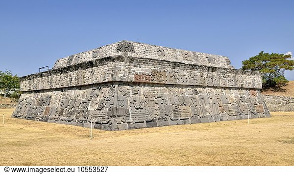 Pyramide der gefiederten Schlangen  Ruinenstätte Xochicalco  Cuernavaca  Bundesstaat Morelos  Mexiko  Nordamerika