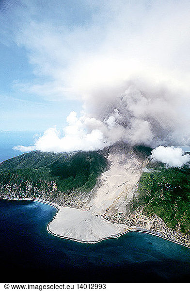 Pyroclastic flow from Soufriere Hills