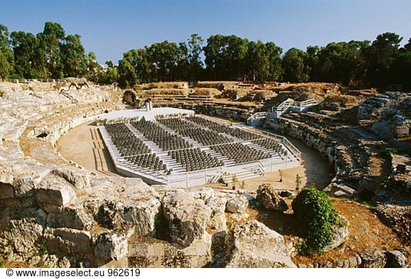 Römische Amphitheater (2th Jahrhundert b.c.). Syrakus. Sizilien. Italien