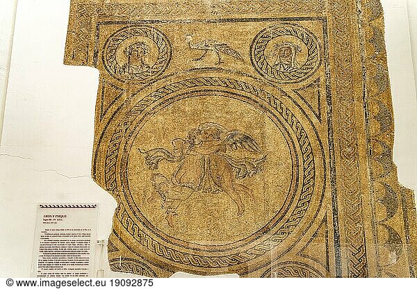 Römisches Mosaik von Eros und Psyche  Halle der Mosaiken  Alcázar de los Reyes Cristianos in Cordoba  Andalusien  Spanien  Europa