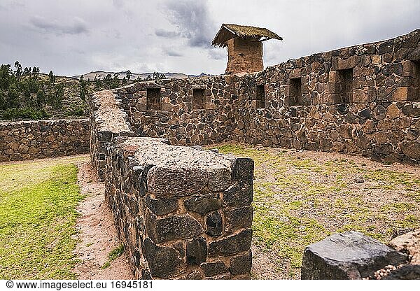 Raqchi  eine archäologische Stätte der Inka in der Region Cusco in Peru