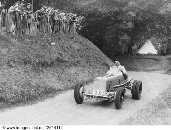 Raymond Mays in einem ERA-Auto  ca. 1934-c1939. Künstler: Unbekannt
