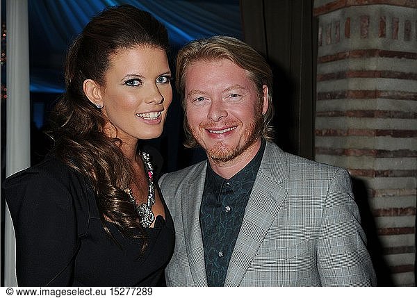 Rebecca Sweet and Phillip Sweet attend the Universal Music Group Chairman & CEO Lucian Grainge's annual Grammy Awards viewing party on February 10  2013 in Brentwood  California.