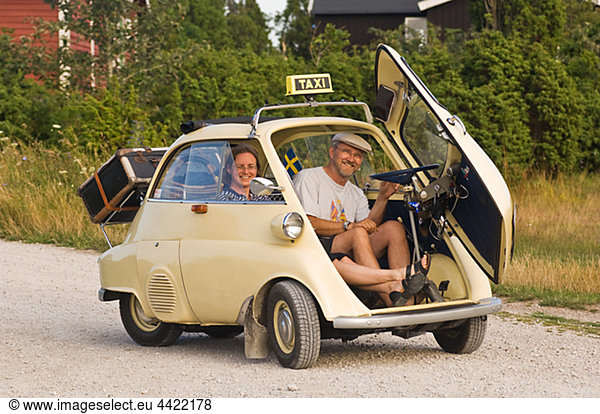 Reise in kleinen Oldtimer
