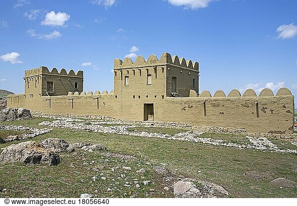 Rekonstruktion der Lehmziegel Stadtmauer  Hattuscha  antike Hauptstadt der Hethiter  Türkei  Hattuscha  Türkei  Asien