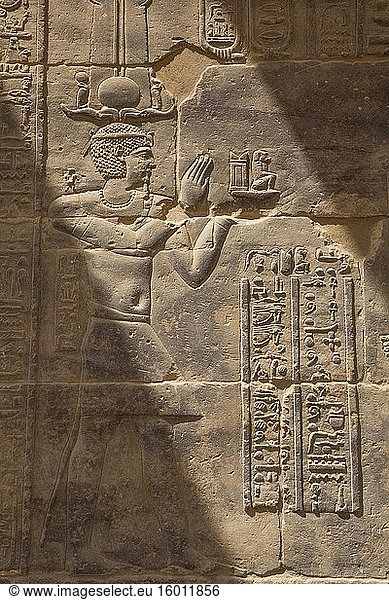 Reliefs im Vestibül  Tempel der Isis  UNESCO-Weltkulturerbe  Insel Philae  Assuan  Ägypten