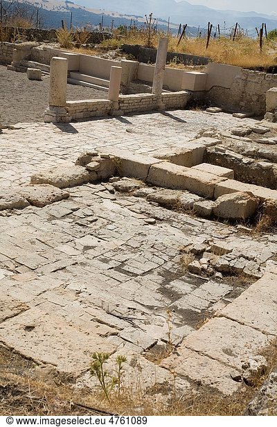 Remains of Roman baths  Roman city of Acinipo  Ronda  Andalucia  Spain