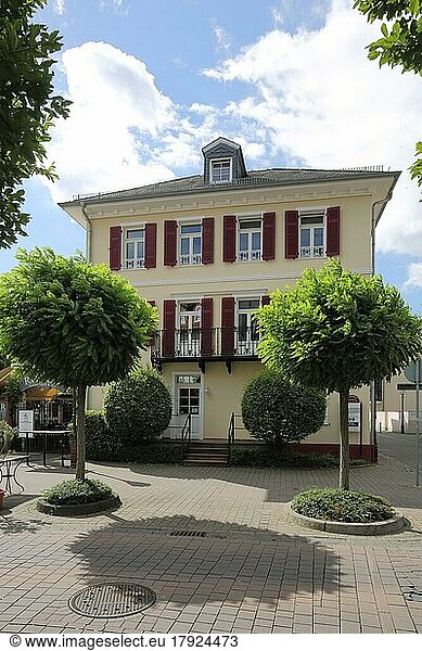 Restaurant Maximilians built 1854  villa with shutters  balcony  Bad Soden  Zum Quellenpark  Taunus  Hesse  Germany  Europe